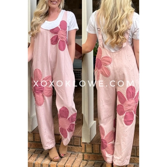 Oli & Hali Pink Big Flower Patched Loose Fit Jumper - Picture 7 of 9